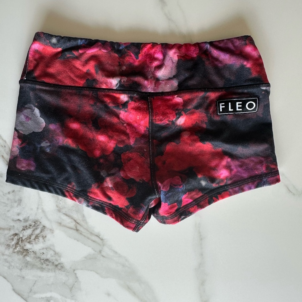 FLEO dark red rose 2.5”